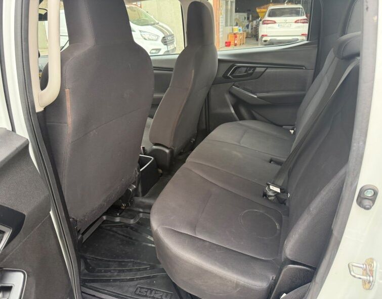 ISUZU D-MAX N60 2021